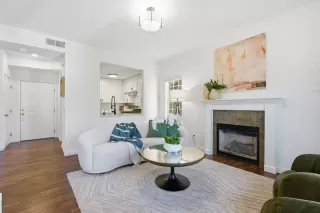 Photo #5: ML82044534 Listing 