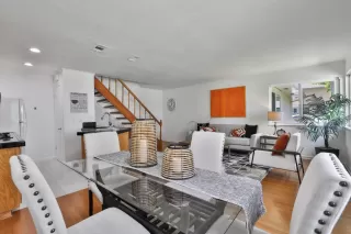 Photo #2: ML82044561 Listing 