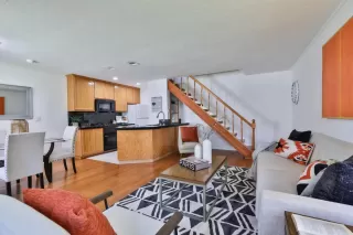 Photo #3: ML82044561 Listing 