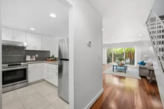 Photo #5: ML82044605 Listing 