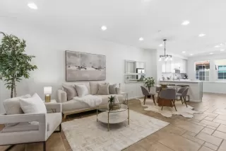 Photo #4: ML82044609 Listing 