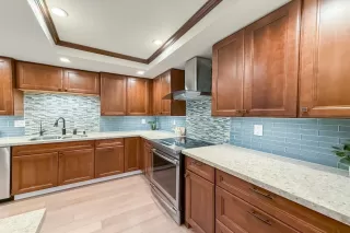 Photo #5: ML82044610 Listing 