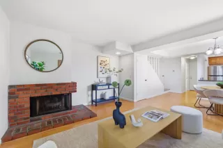 Photo #5: ML82044611 Listing 