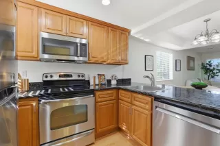 Photo #6: ML82044611 Listing 