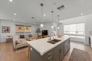 Photo #3: ML82044763 Listing 