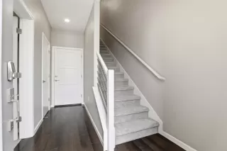 Photo #5: ML82044779 Listing 