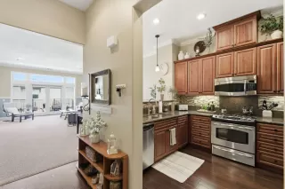 Photo #5: ML82044787 Listing 