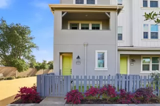 Photo #4: ML82044806 Listing 