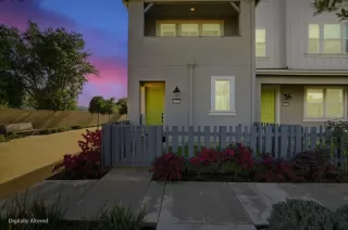 Photo #5: ML82044806 Listing 