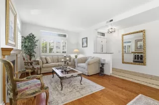 Photo #5: ML82044837 Listing 