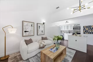 Photo #6: ML82044872 Listing 