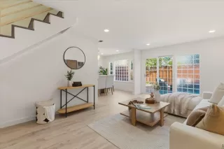 Photo #5: ML82044899 Listing 