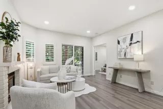 Photo #4: ML82044910 Listing 