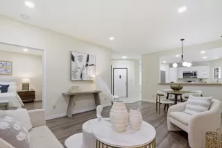 Photo #6: ML82044910 Listing 