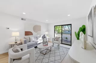 Photo #5: ML82044917 Listing 