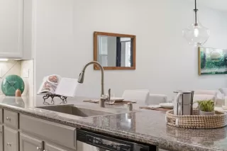 Photo #6: ML82044955 Listing 