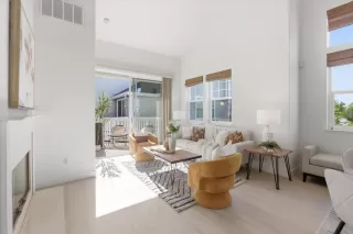 Photo #4: ML82044985 Listing 