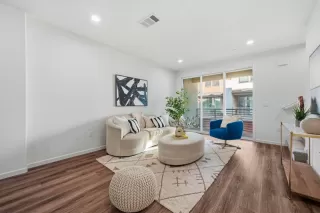 Photo #4: ML82044988 Listing 