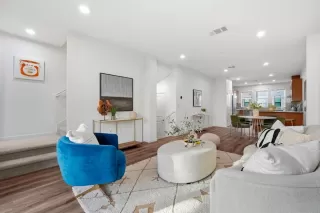 Photo #5: ML82044988 Listing 