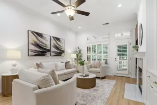 Photo #2: ML82044993 Listing 