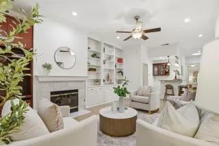 Photo #6: ML82044993 Listing 