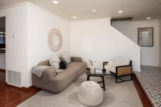 Photo #3: ML82045036 Listing 