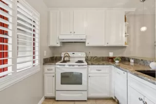 Photo #6: ML82045049 Listing 