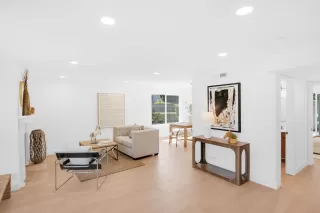 Photo #3: ML82045077 Listing 