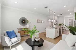 Photo #1: ML82045130 Listing 