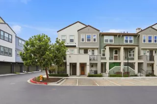 Photo #2: ML82045130 Listing 