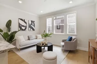 Photo #4: ML82045130 Listing 