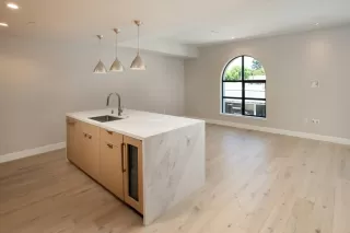 Photo #6: ML82045188 Listing 