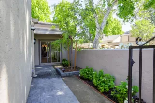 Photo #4: ML82045251 Listing 