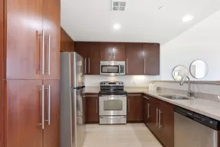 Photo #5: ML82045364 Listing 