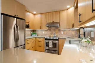 Photo #4: ML82045697 Listing 