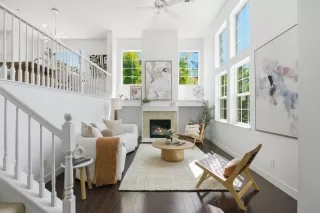 Photo #1: ML82046045 Listing 