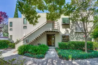 Photo #2: ML82046247 Listing