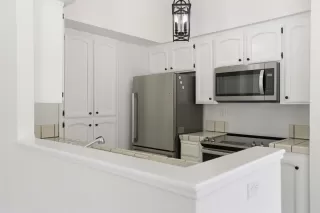 Photo #5: ML82046266 Listing
