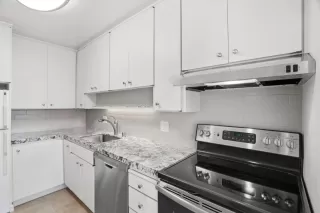 Photo #4: ML82046656 Listing 