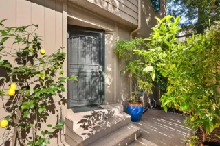 Photo #2: ML82047068 Listing