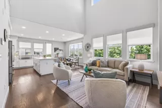 Photo #1: ML82047210 Listing 