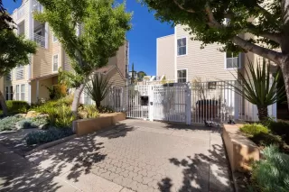 Photo #4: ML82047239 Listing