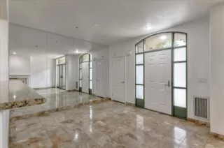 Photo #2: ML82047250 Listing