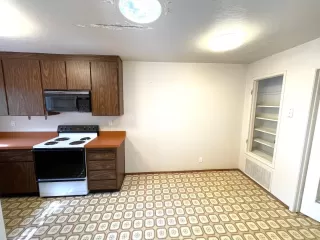 Photo #6: ML82047341 Listing 