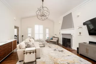Photo #5: ML82047368 Listing