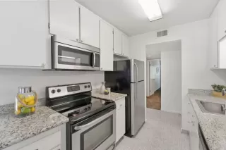 Photo #5: ML82047900 Listing