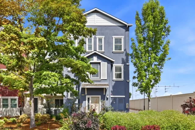 MLS: ML82047933 Condo For Sale
