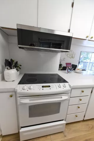 Photo #6: ML82048136 Listing 