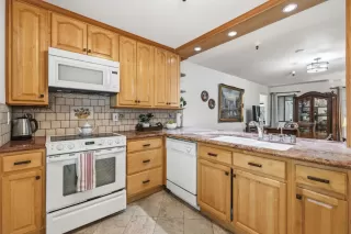 Photo #6: ML82048301 Listing