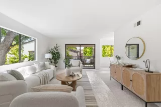 Photo #1: ML82048348 Listing